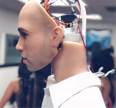 AI伴侶崛起 當機器人步入現實，單身男士的焦慮從何而來？